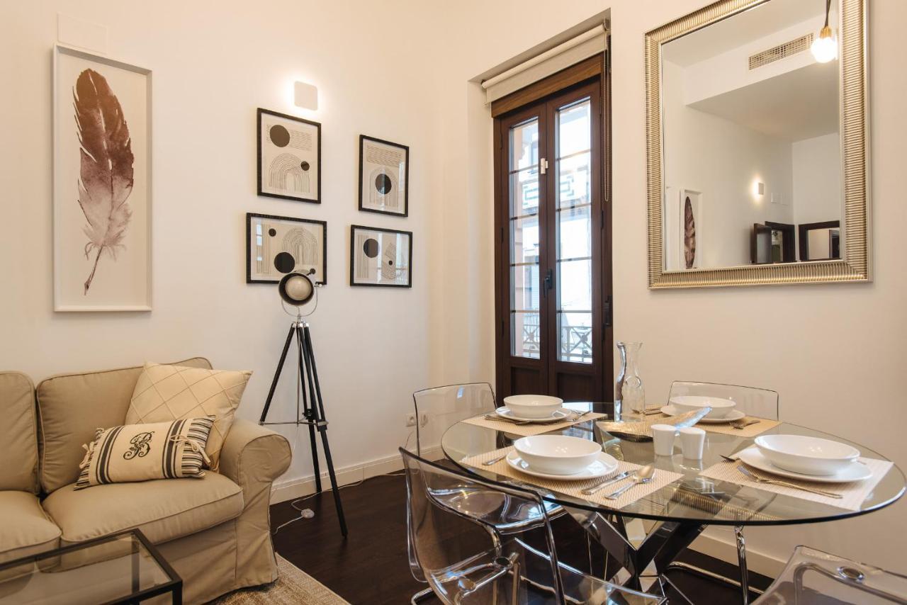 Apartamento Puerta Real - Free Parking Sevilla Exterior foto