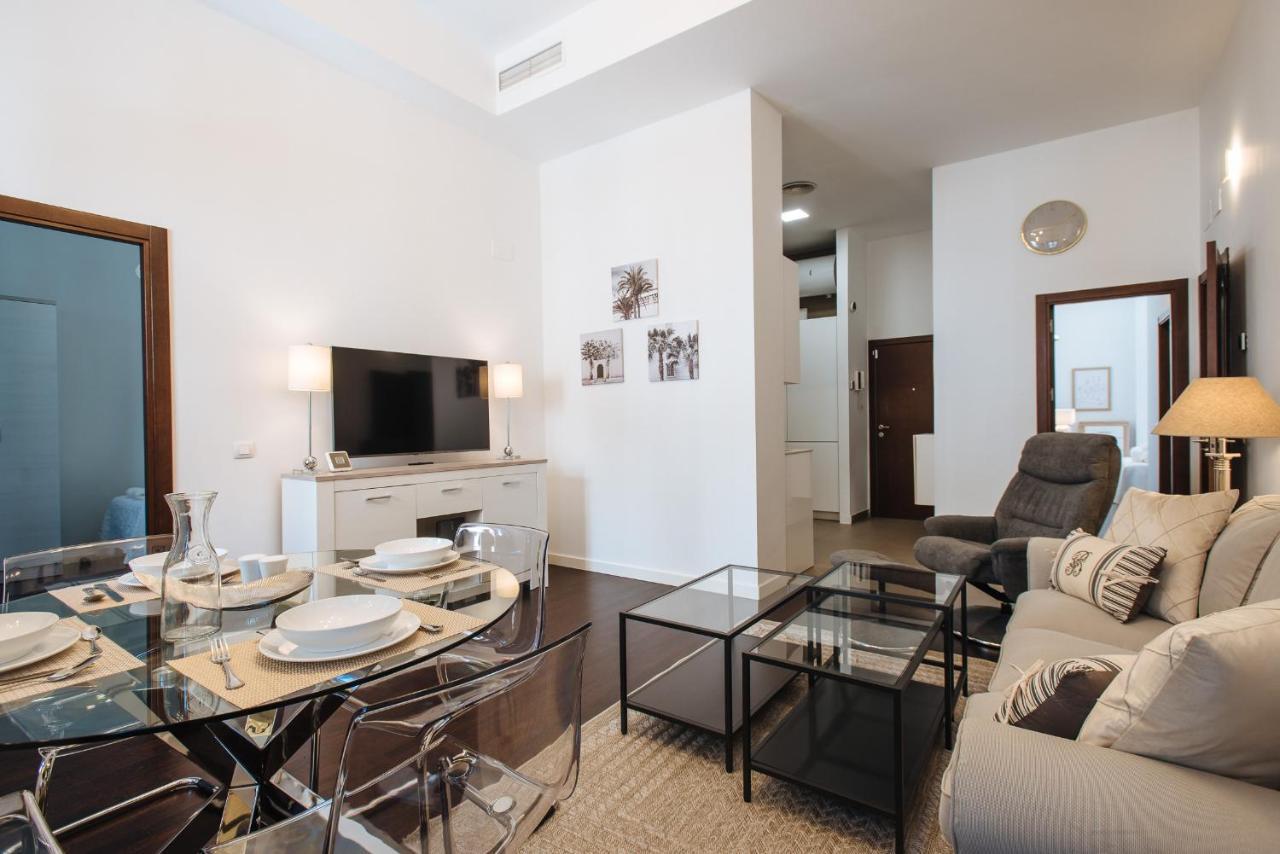 Apartamento Puerta Real - Free Parking Sevilla Exterior foto